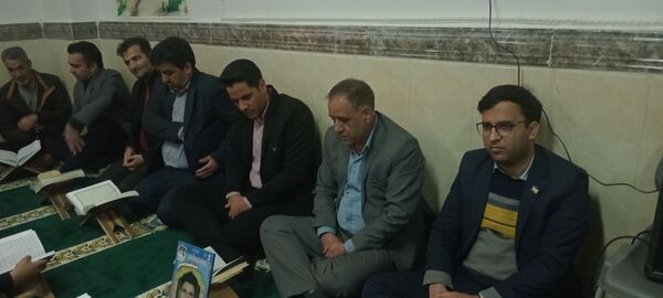 آیین معنوی انس با کلام‌الله در مدرسه شهید صادقی 