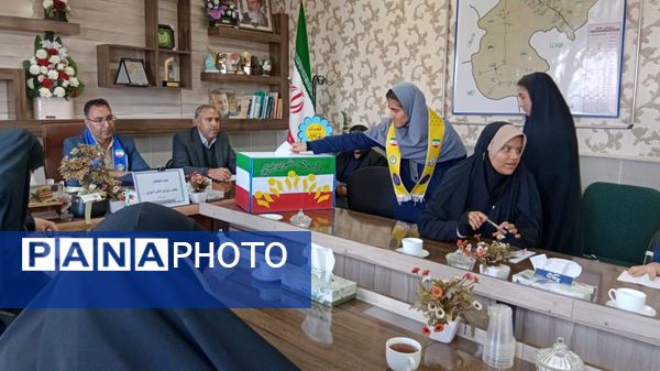 سیزدهمین دوره انتخابات شورای دانش آموزی منطقه در شهرستان رشتخوار