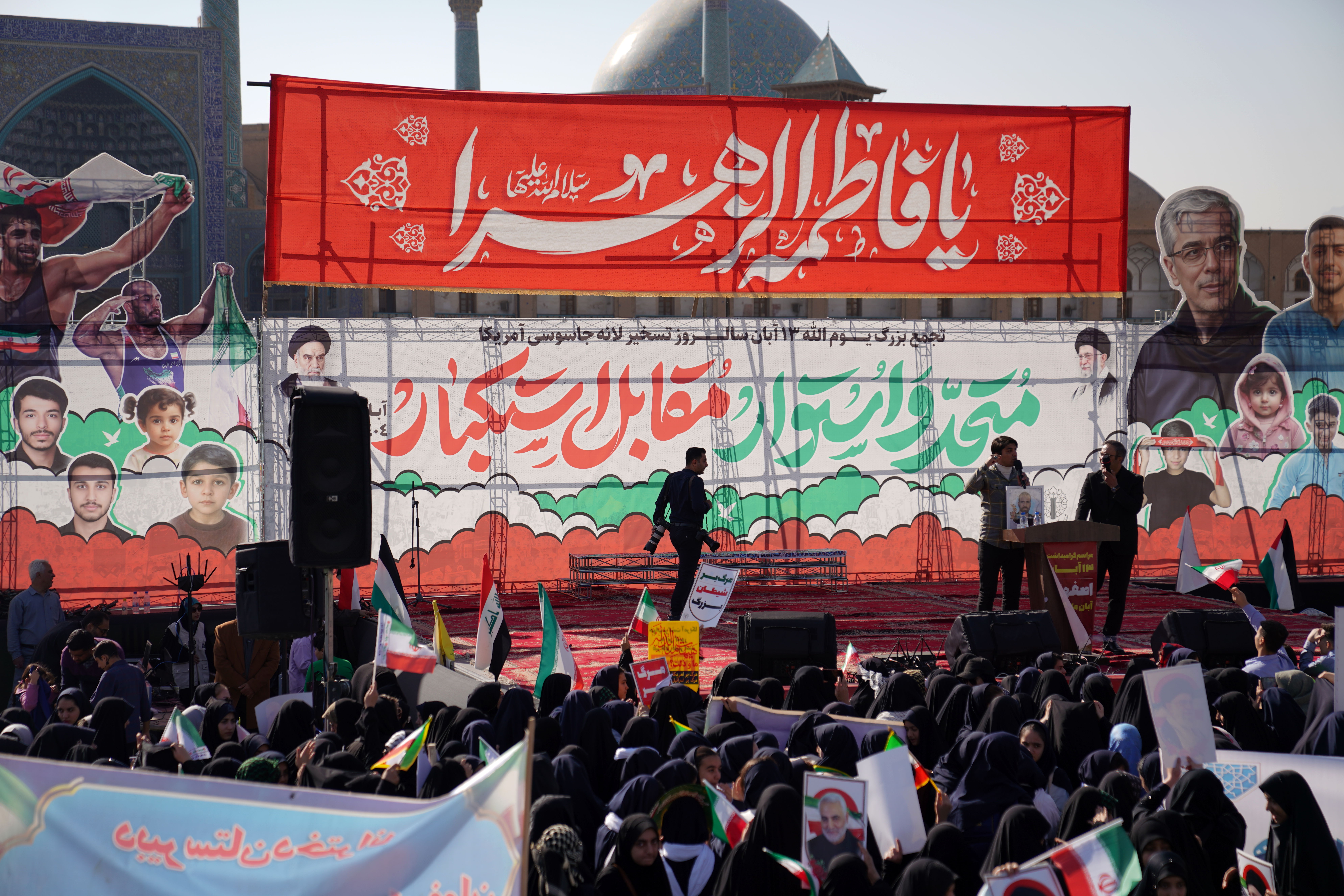 استکبار ستیزی مردم شهید پرور اصفهان در راهپیمایی 13آبان