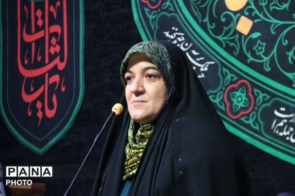طعمِ کلمات در سوگ خورشید؛ جلوه‌گری واژه‌ها در محفل «قند روضه»