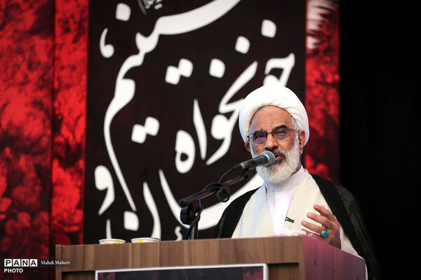  مراسم اولین گرامیداشت سالگرد شهادت شهدای جنگ تحمیلی ۱۲ روزه