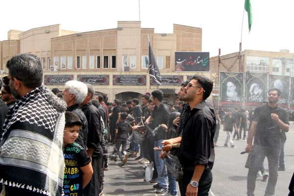عزاداری عاشورای حسینی در گرمای سوزان بم