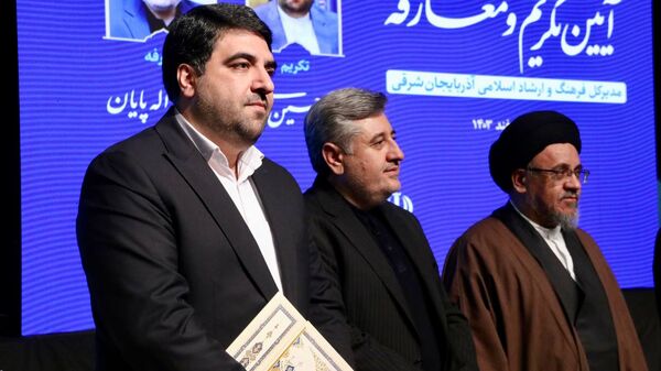 مراسم تکریم و معارفه مدیرکل فرهنگ و ارشاد اسلامی آذربایجان شرقی