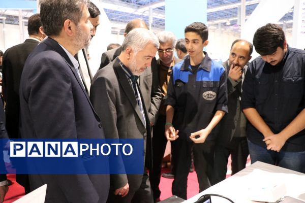 آغاز به کار بیست‌ و ششمین نمایشگاه دستاوردهای پژوهش، فناوری و فن‌بازار در مشهد