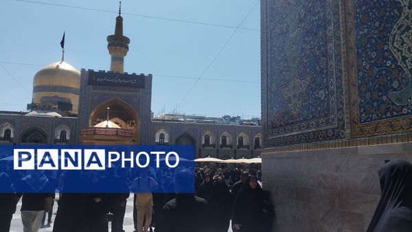 حال و هوای حرم مطهر رضوی در اربعین حسینی