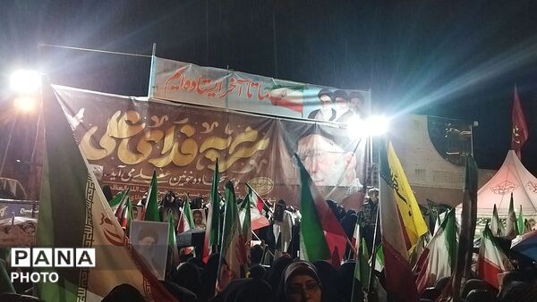 گذری بر سی و ششمین  حماسه مردم نیشابور در بلوار فضل 