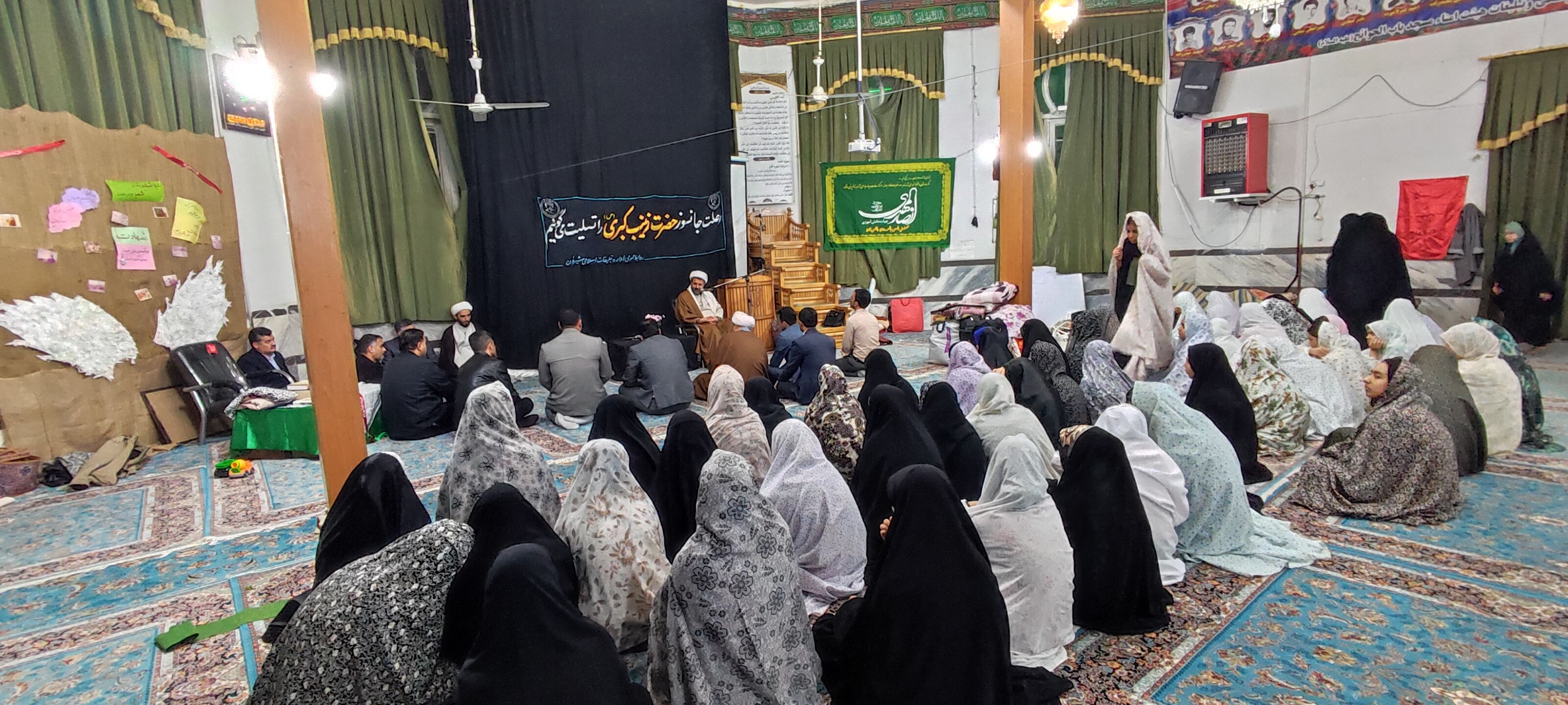 حضور ۷۲ دانش‌آموز دختر معتکف به نیت ۷۲ شهید کربلا در مسجد باب الحوائج شیروان