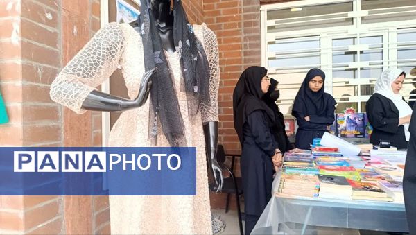 نمایشگاه آثار و دست‌سازه‌های هنرجویان در شهر رویدر