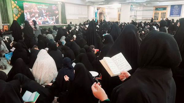 مراسم احیاء سومین شب قدر در حرم حضرت معصومه(س)