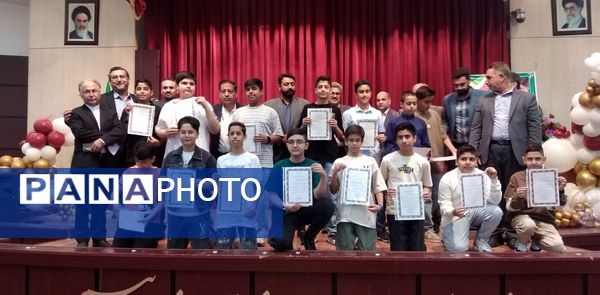 آسمان دبیرستان سرآمد ناصر توسط ستارگان سپهر دبیرستان پر فروغ شد