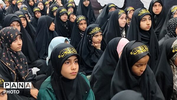 مراسم هیات نوجوانان «زیر گنبد طلا» به مناسبت اربعین