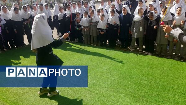 آغاز هفته تربیت‌بدنی نویدبخش روزی شاد برای دانش‌آموزان دبستان‌دخترانه‌ اشرف‌السادات‌حسینی شهر نیم‌ور