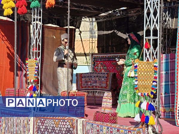  نواخته شدن زنگ مهر و برگزاری جشن بازگشایی مدارس عشایری استان فارس