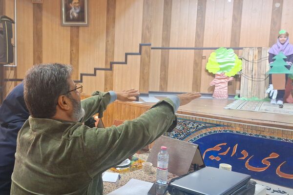 ایجاد انگیزه و خلاقیت در دانش‌آموزان با اجرای تئاتر درسی 
