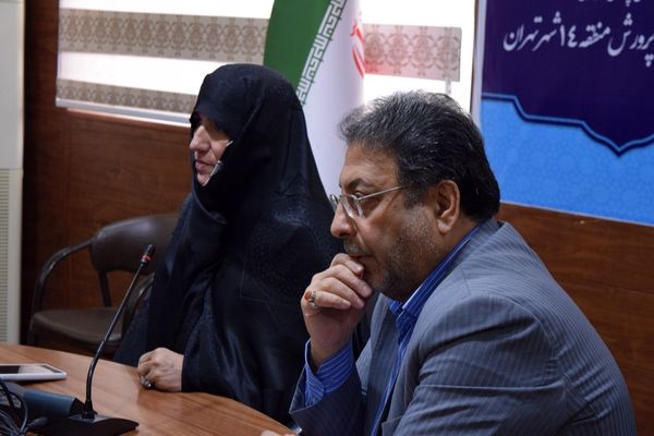تجلیل از آموزش‌دهندگان و هم‌اندیشی برای آینده روشن در منطقه ۱۴