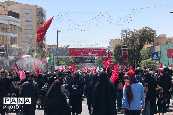 جاماندگان اربعین حسینی در مسیر قبله تهران