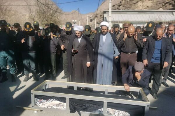 تشیع پیکر مطهر مادر شهید