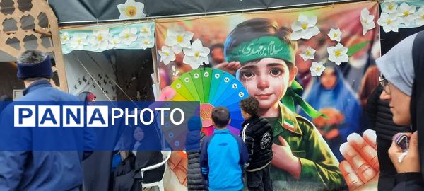 جشن نیمه‌ شعبان با حضور اقشار مختلف مردم در جمکران 