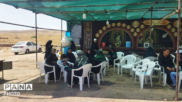 موکب محب الحسین میزبان زائران پیاده امام رضا ( ع) 