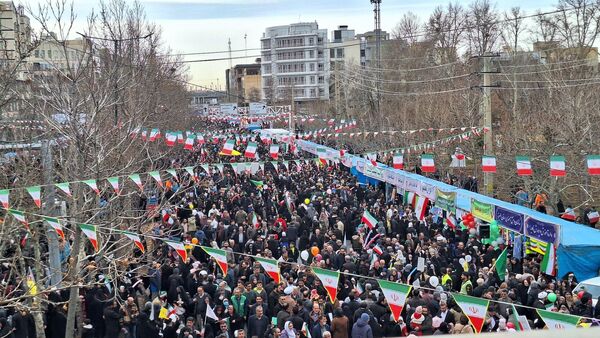 راهپیمایی ۲۲ بهمن در کرج 
