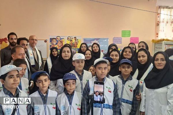 افتتاحیه اتاق بهداشت دبستان ایمان همزمان با هفته سلامت