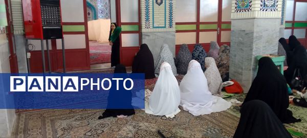 نماز جمعه میعادگاه عشق 