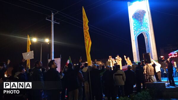 تجمع مردم بصیر نیشابور در شب هفتم شهادت رهبر انقلاب