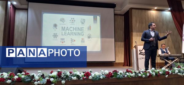 همایش آشنایی با مبانی هوش مصنوعی دانش‌آموزان شهرستان تربت حیدریه 