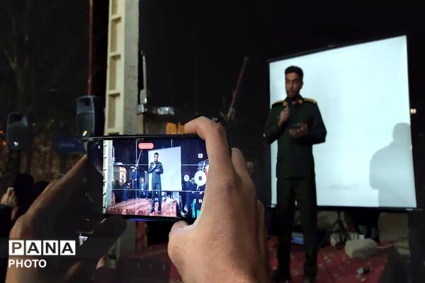 حضور در تجمعات خیابانی یعنی هیات من الذله در برابر دشمن زورگو و دروغگو