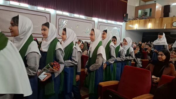 گرامیداشت روز مادر مدرسه دخترانه ۱۷ شهریور 