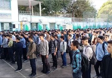 آغاز سال تحصیلی جدید در دبیرستان ماندگار شیخ‌زاده هراتی با حضور پرشور دانش‌آموزان