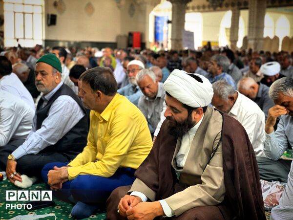 نماز عبادی سیاسی جمعه در کاشمر 