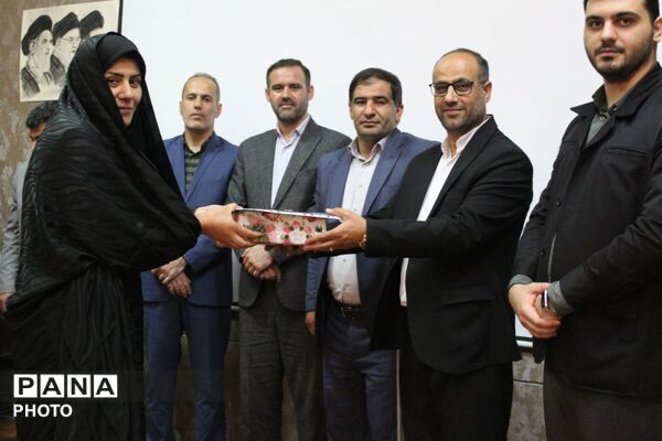 تجلیل از پیشگامان طرح ملی حامی در خواجه