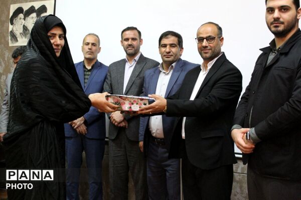 تجلیل از پیشگامان طرح ملی حامی در خواجه