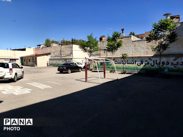 بازدید میدانی مدیرکل آموزش و پرورش آذربایجان شرقی از قطب صنعتی سردرود