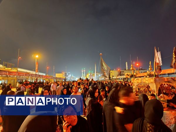 کاروان نمادین اسرای کربلا‌ازمیدان‌آستانه‌ی قم‌به‌سمت‌حرم‌حضرت‌معصومه"س"