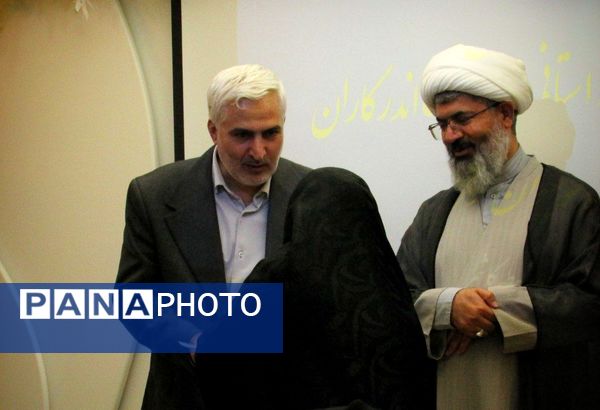 از رتبه برتر های کشوری و استانی جشنواره خوارزمی تجلیل شد