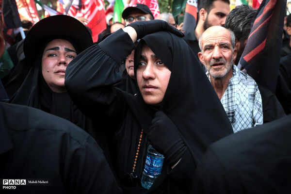 مراسم تشییع پیکر مطهر رهبر شهید انقلاب در تهران - 3