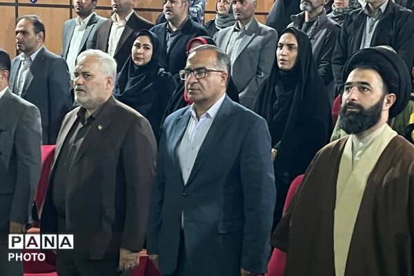 افتتاح پنجمین هفته فرهنگی شهرستان فیروزکوه با حضور مسئولان ارشد و تجلیل از خانواده شهید