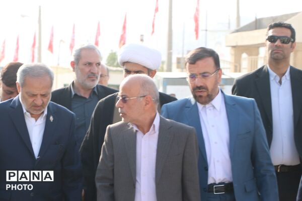بازدید وزیر آموزش‌وپرورش از مناطق آسیب‌دیده لامرد