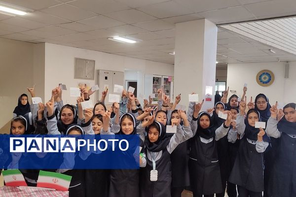 تمرین مسئولیت‌پذیری اجتماعی در مدارس شهرستان شهریار