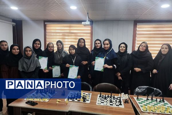 مسابقات شطرنج دانش‌آموزی در شهرستان ورامین