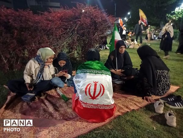 میدان‌داری مردم دارالعباده در میدان امام حسین (ع) یزد