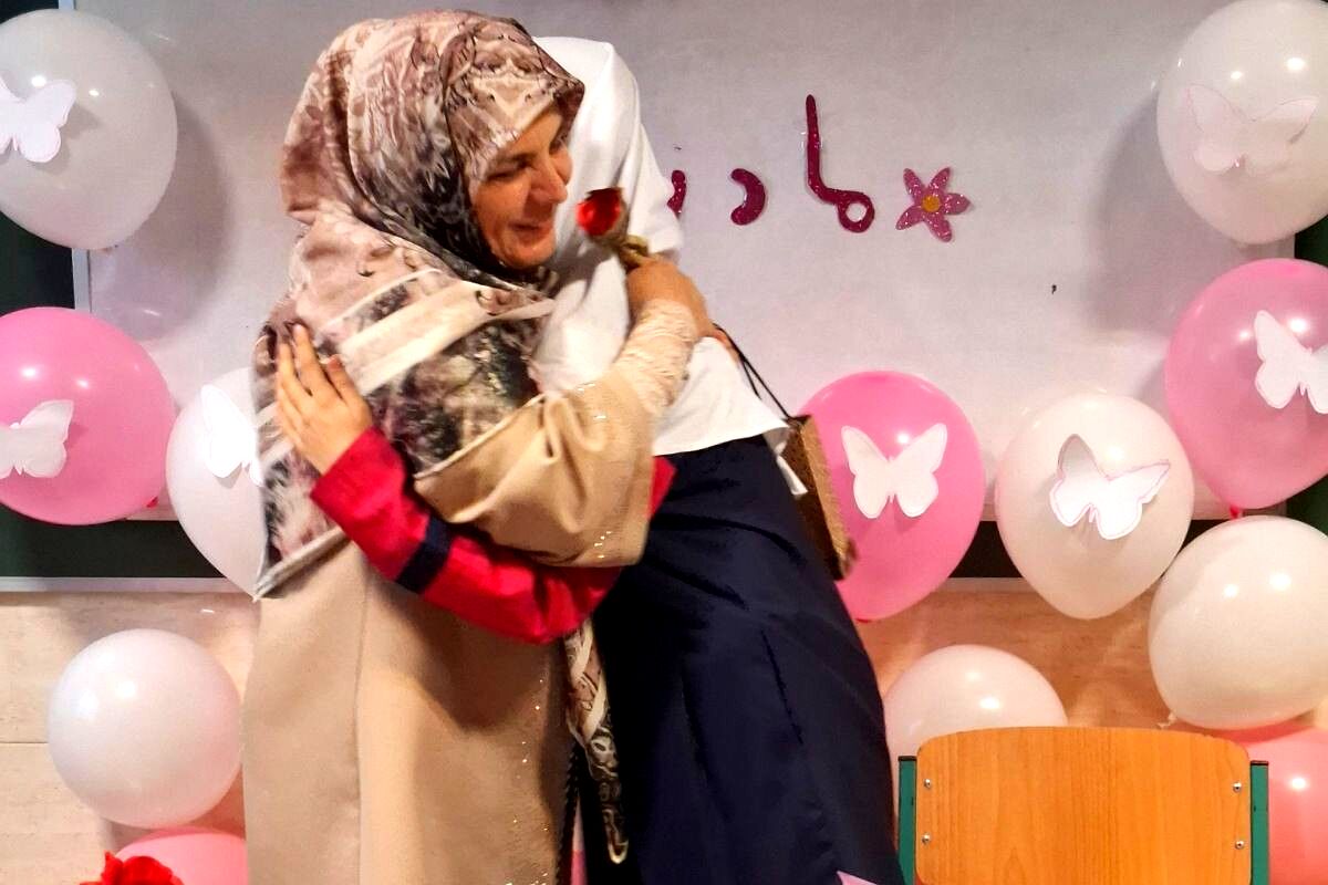  آیین گرامیداشت میلاد حضرت فاطمه(س) و روز مادر در مدارس شهرستان ملارد