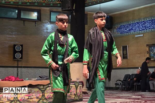 در سایه سوگ محرم، گرد هم آمدن مردم برای یادآوری حوادث کربلا»