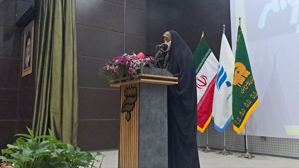 رونمایی از کتاب "اردک دیوانه" 