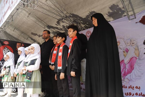 طنین «یا حسین» در مسیر دلدادگی؛ حضور پرشور جاماندگان اربعین در تهران