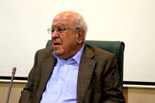 نشست خبری انجمن داروسازان یزد