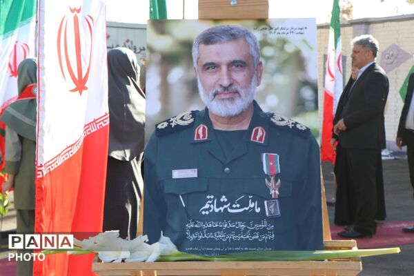 «مهر کریمانه» با حضور وزیر آموزش و پرورش در دبستان پروین اعتصامی بهارستان‌دو