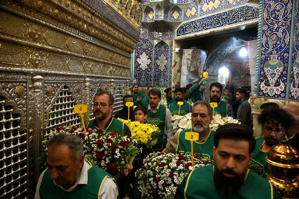 مراسم گل آرایی حرم حضرت معصومه(س) و جشن سالروز ورود ایشان به قم